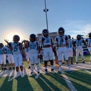 Meet your Posher, Izacc